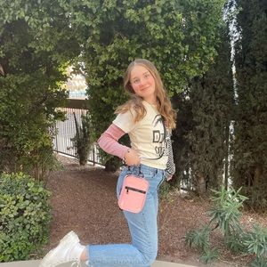 Meet your Posher, Scarlett